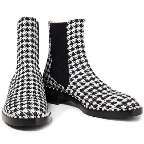 Stuart Weitzman Shoes - Stuart Weitzman Cline Booties in houndstooth